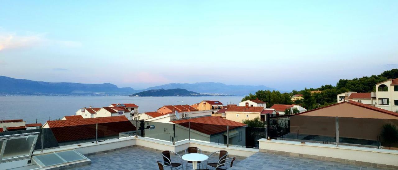 Villa Freya - Vacation House Slatine Buitenkant foto